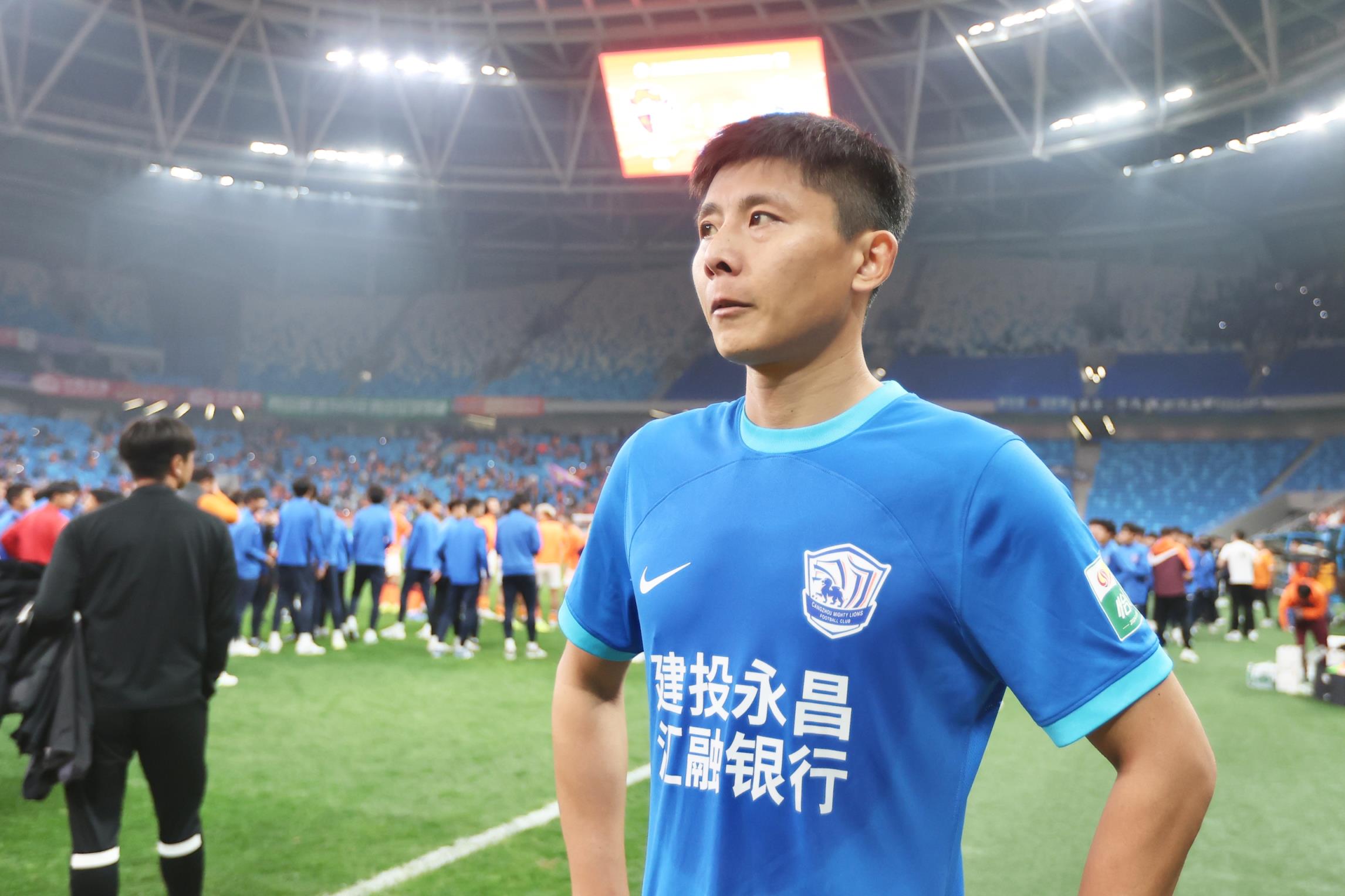 今天第5個(gè)！鄭凱木質(zhì)疑滄州：連續(xù)四年欠球員工資，還能過準(zhǔn)入？